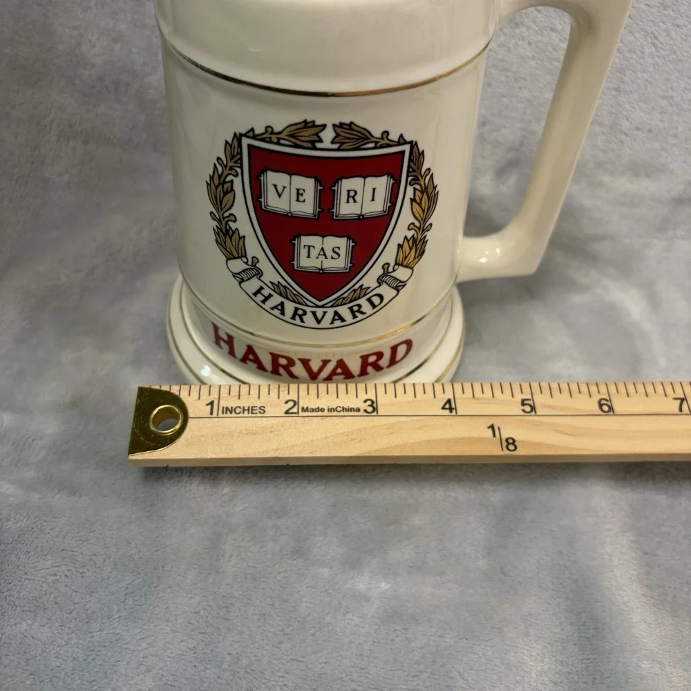 Harvard‎ University Ceramic Beer Stein Tankard Veritas Crest Gold Trim Mug